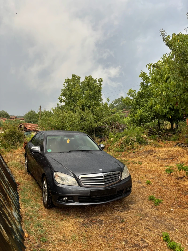 Mercedes-Benz C 220, снимка 4 - Автомобили и джипове - 52900048