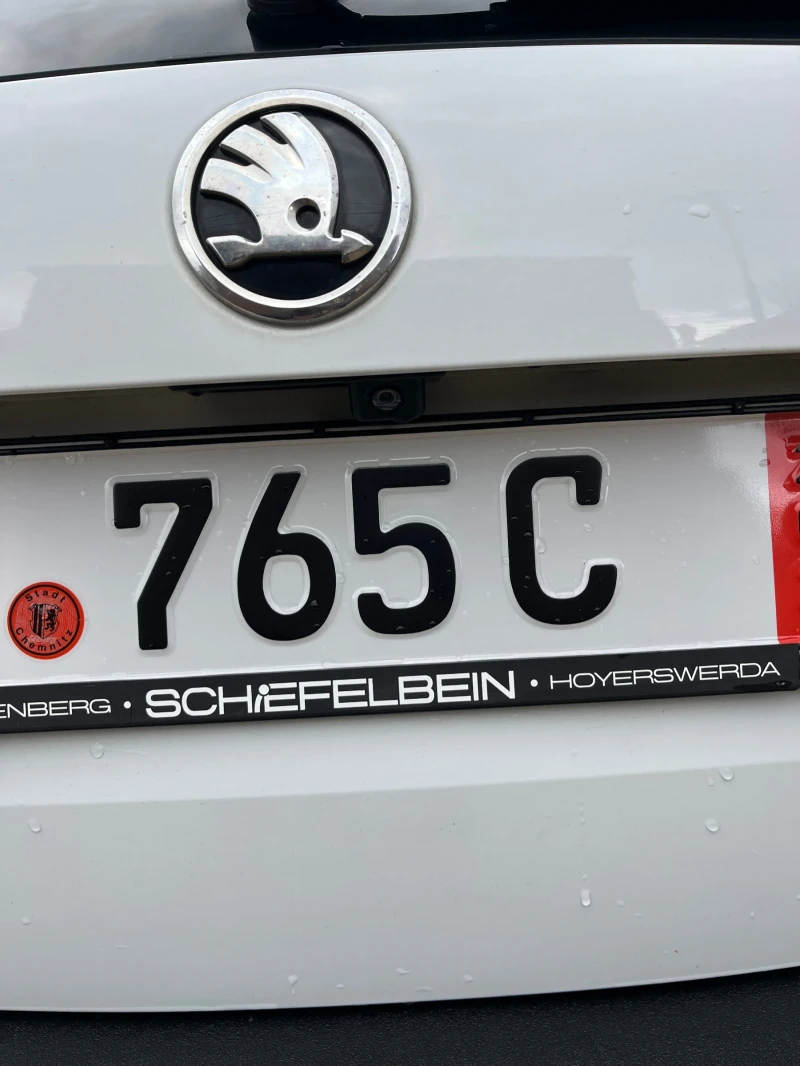 Skoda Octavia 1.6 TDI 4X4, снимка 6 - Автомобили и джипове - 53021176