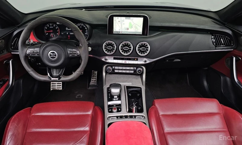Kia Stinger, снимка 7 - Автомобили и джипове - 53459397