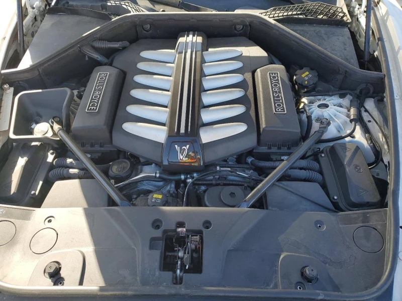 Rolls-Royce Dawn, снимка 11 - Автомобили и джипове - 53461158