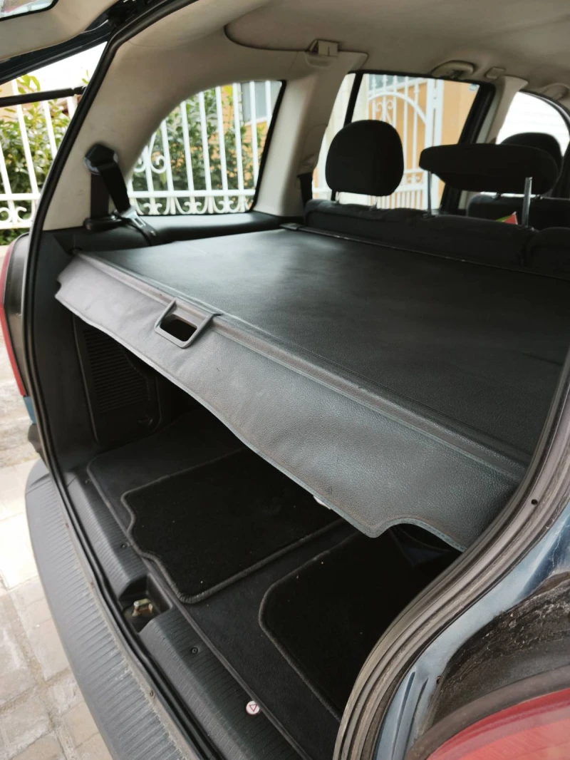 Opel Zafira A, снимка 7 - Автомобили и джипове - 53484376