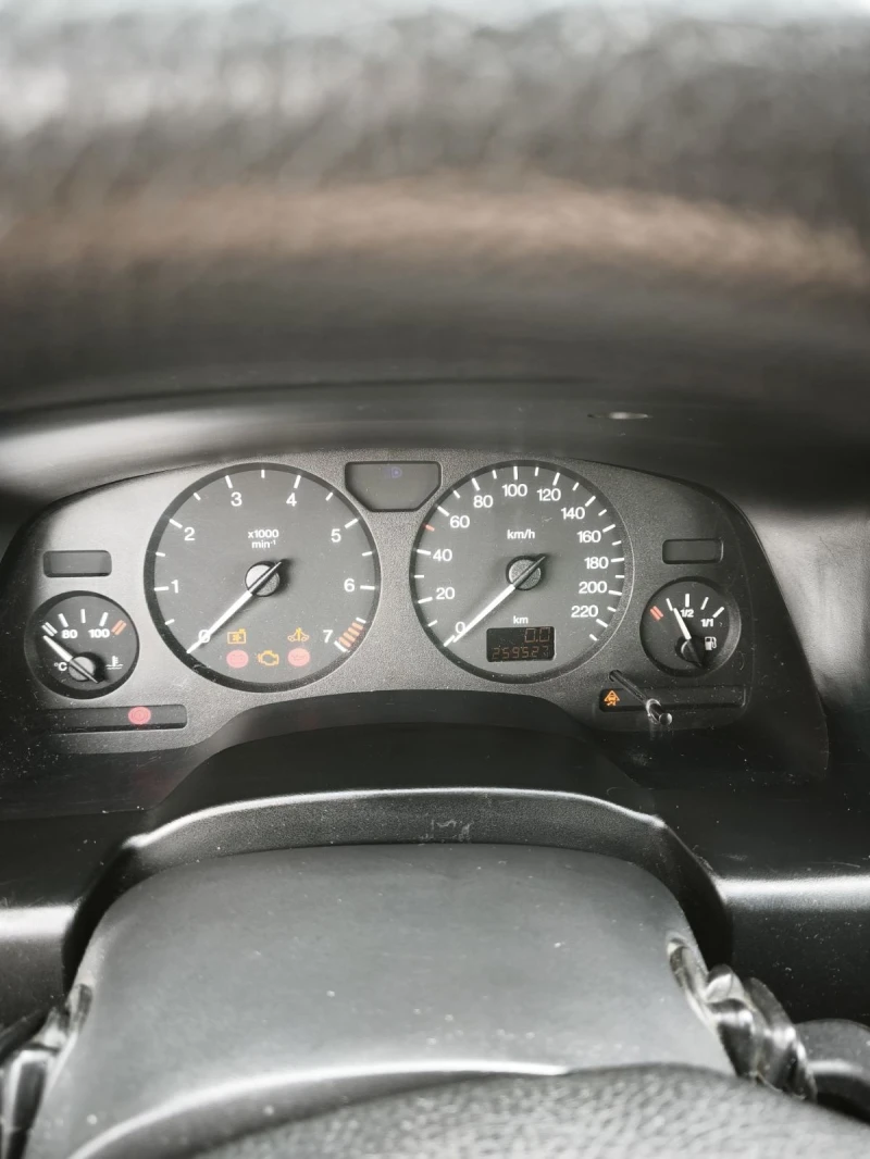 Opel Zafira A, снимка 10 - Автомобили и джипове - 53484376