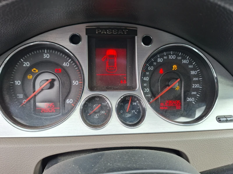VW Passat 2.0 TDI , 140кс. BMP, снимка 8 - Автомобили и джипове - 53593452