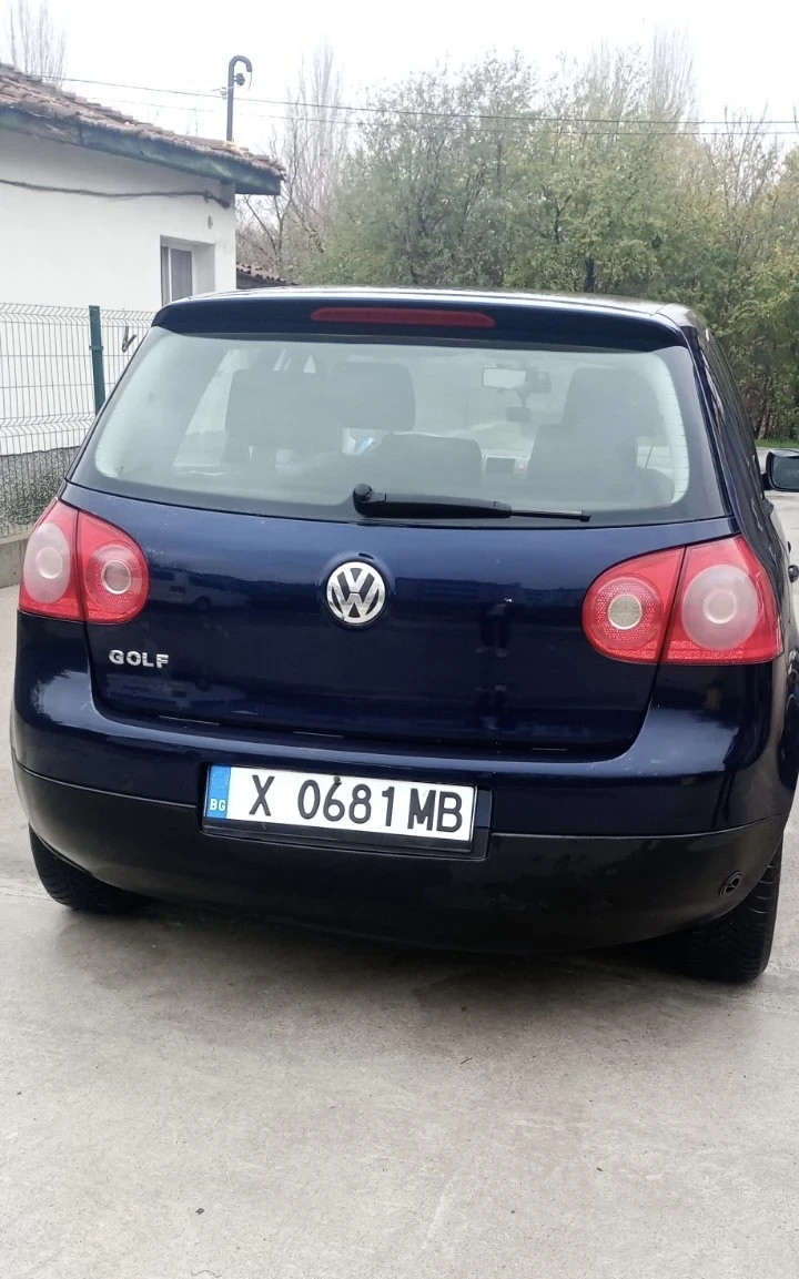 VW Golf 5, снимка 8 - Автомобили и джипове - 52485321