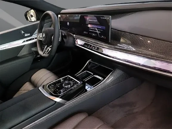 BMW 740 d xDrive M-Sport Pro = NEW = Гаранция, снимка 7 - Автомобили и джипове - 53856828