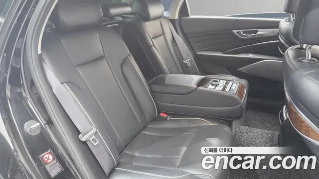 Kia K9 Kia The K9 3.8 GDI AWD Platinum II, снимка 14 - Автомобили и джипове - 54854337