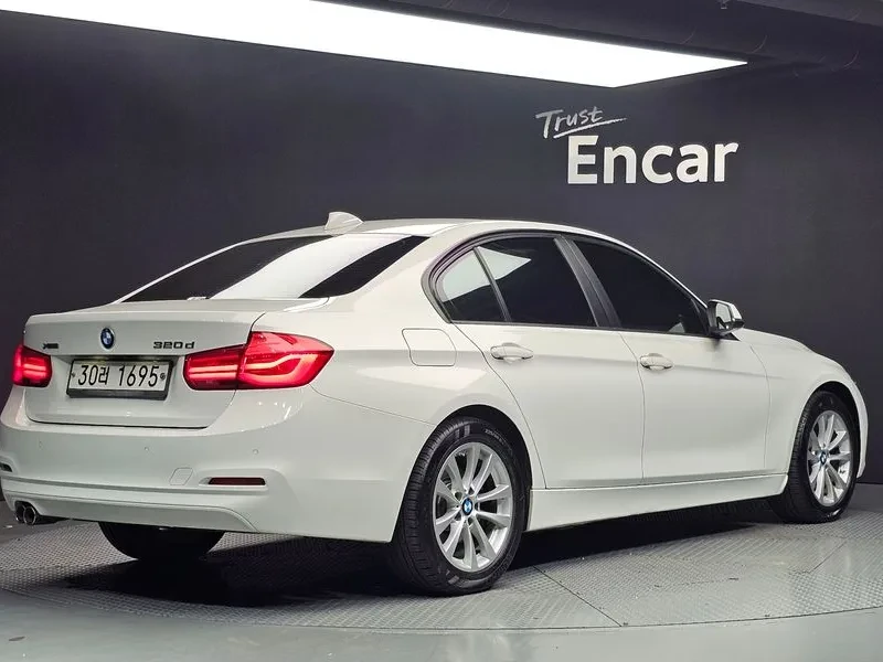 BMW 320 (F30) 320D | Mobile.bg � ����������� 2