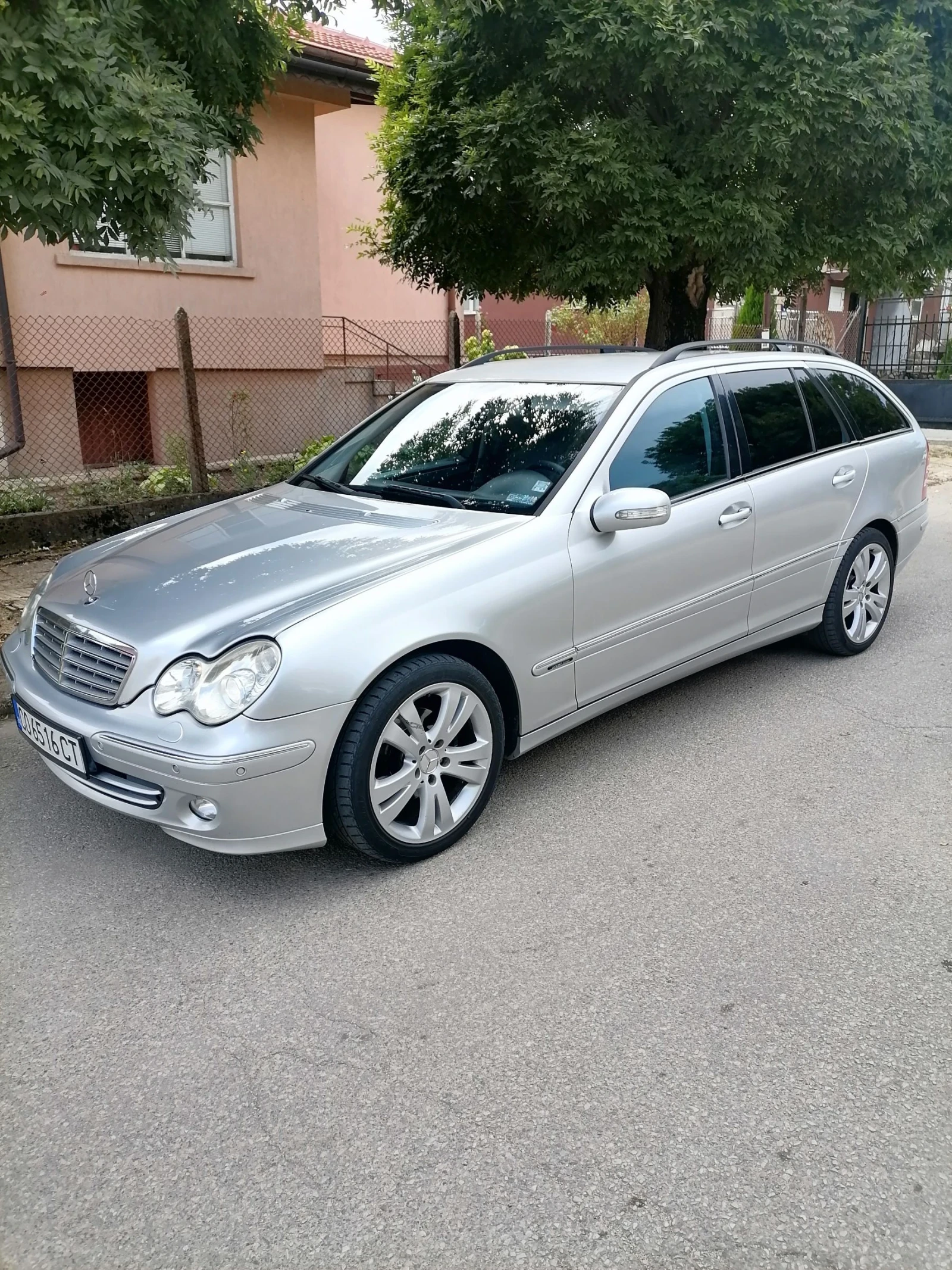 Mercedes-Benz C 200 122 - изображение 3