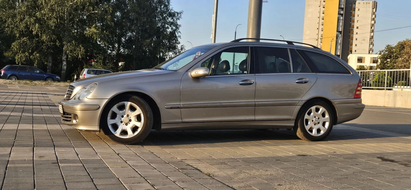 Mercedes-Benz C 200  - изображение 4