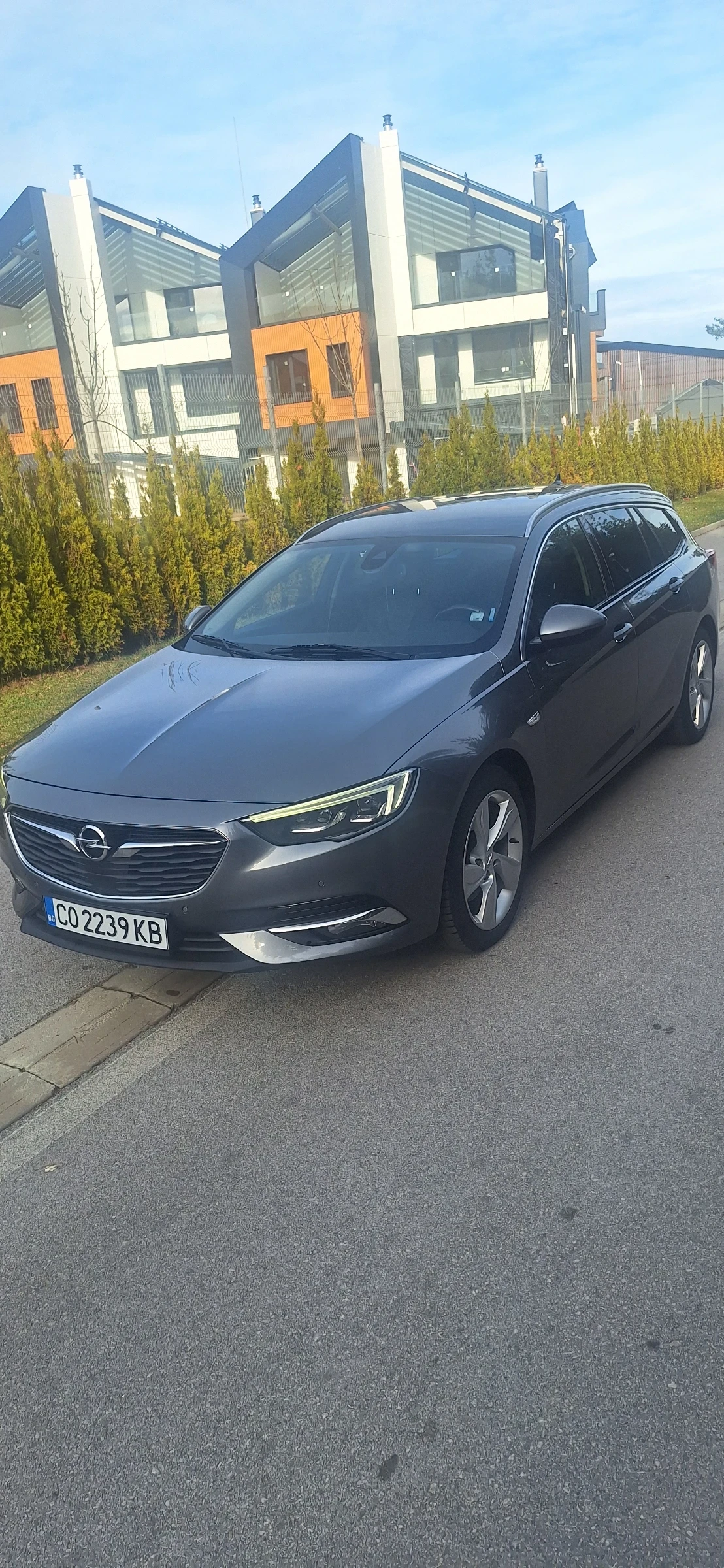 Opel Insignia 2.0 D - изображение 3