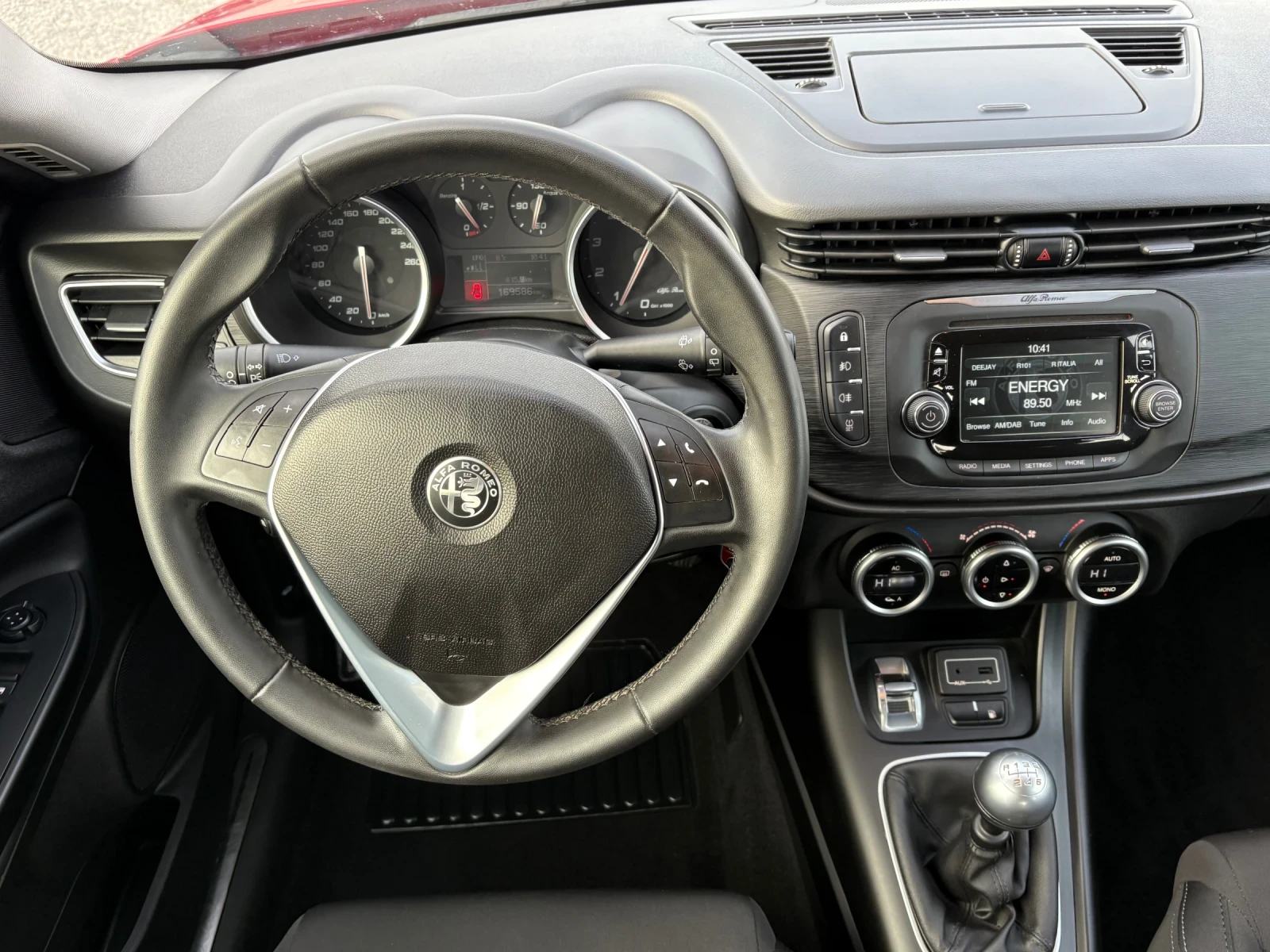 Alfa Romeo Giulietta 1, 4 i -. -169000. | Mobile.bg   15