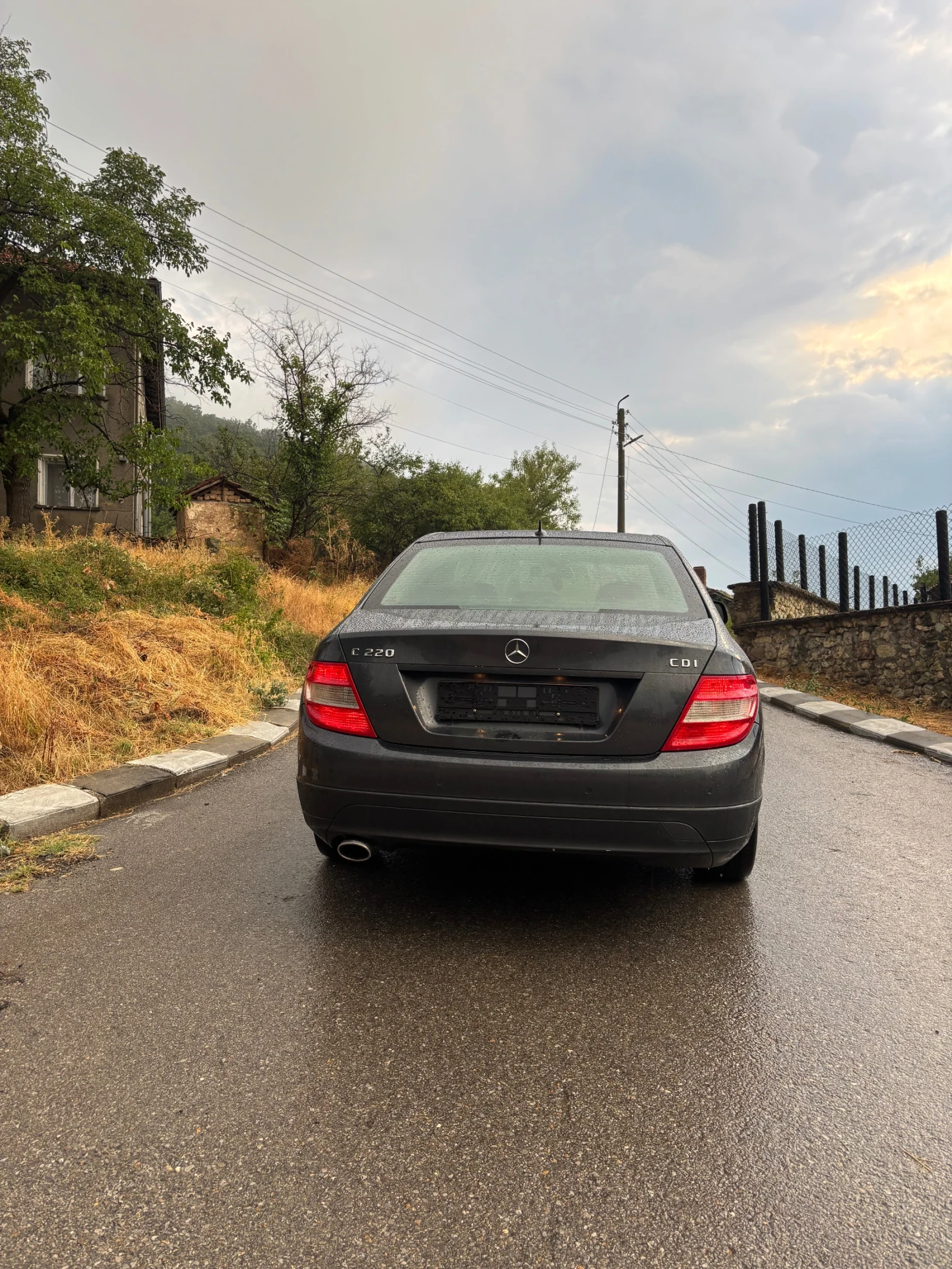 Mercedes-Benz C 220  - изображение 9