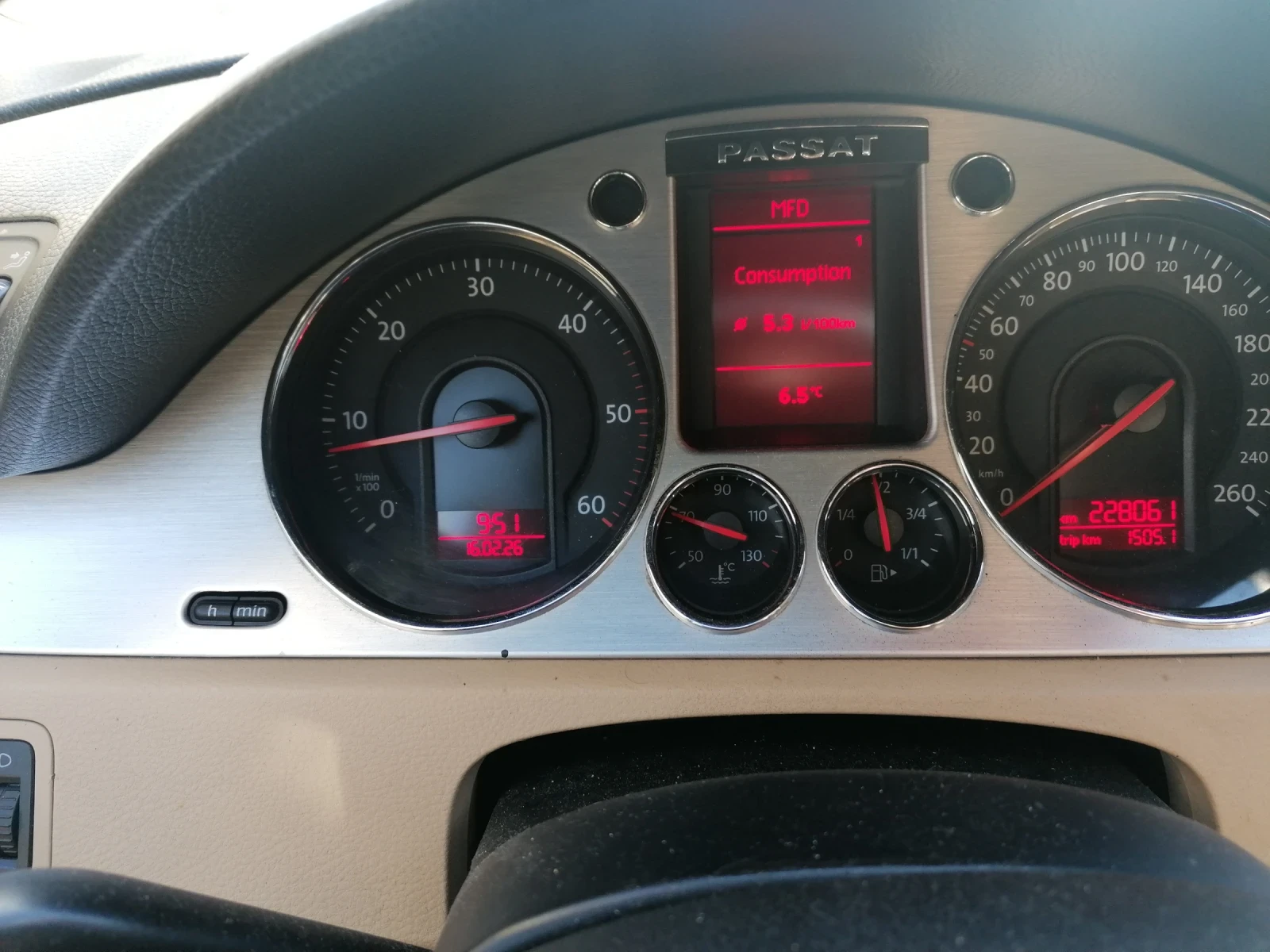 VW Passat 2.0 TDI | Mobile.bg � ����������� 7