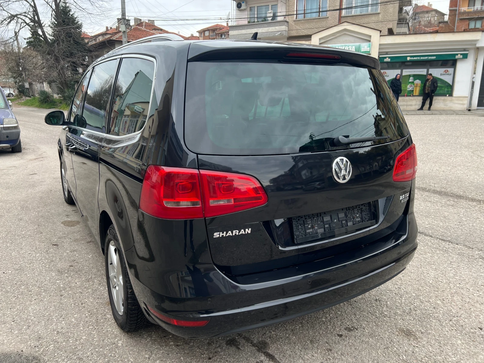 VW Sharan * Led* pano* 7 mesten, снимка 4 - Автомобили и джипове - 53903172