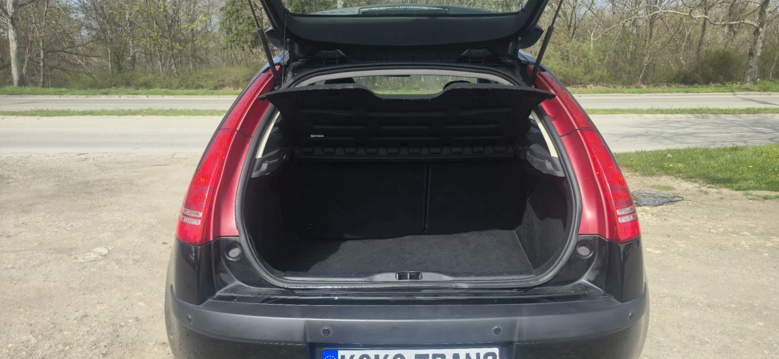 Citroen C4 1.4i, снимка 5 - Автомобили и джипове - 54204917