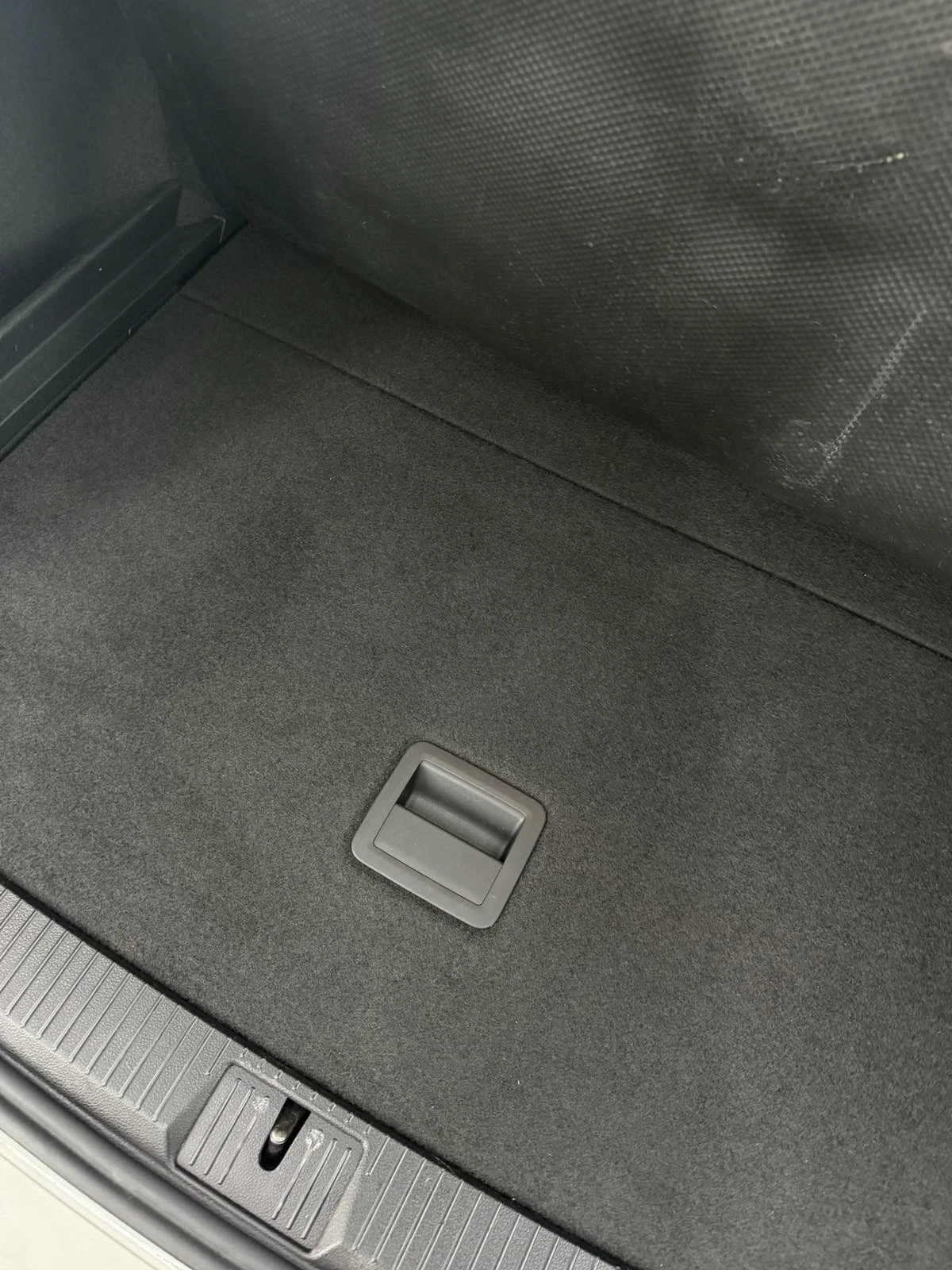 VW Passat Комби, снимка 13 - Автомобили и джипове - 54528098