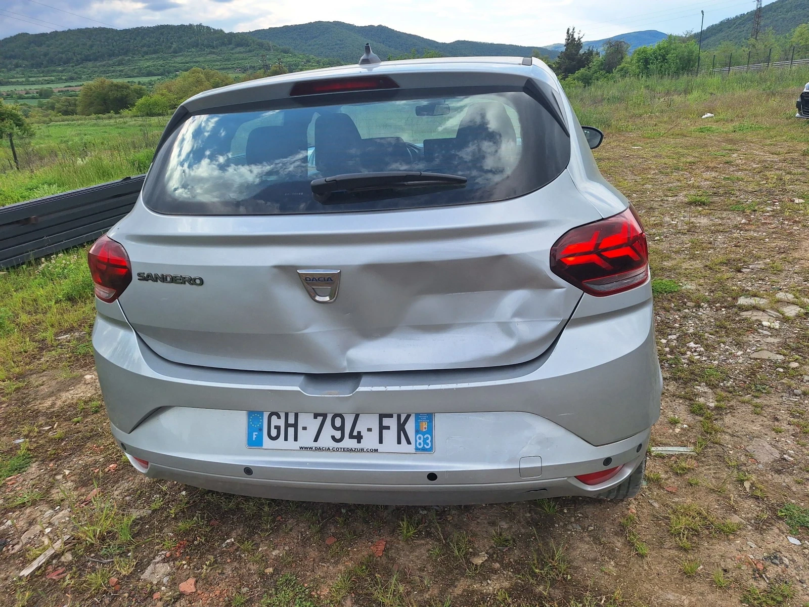Dacia Sandero 1.0TCE  AVTOMATIK EURO6 , снимка 4 - Автомобили и джипове - 54570303