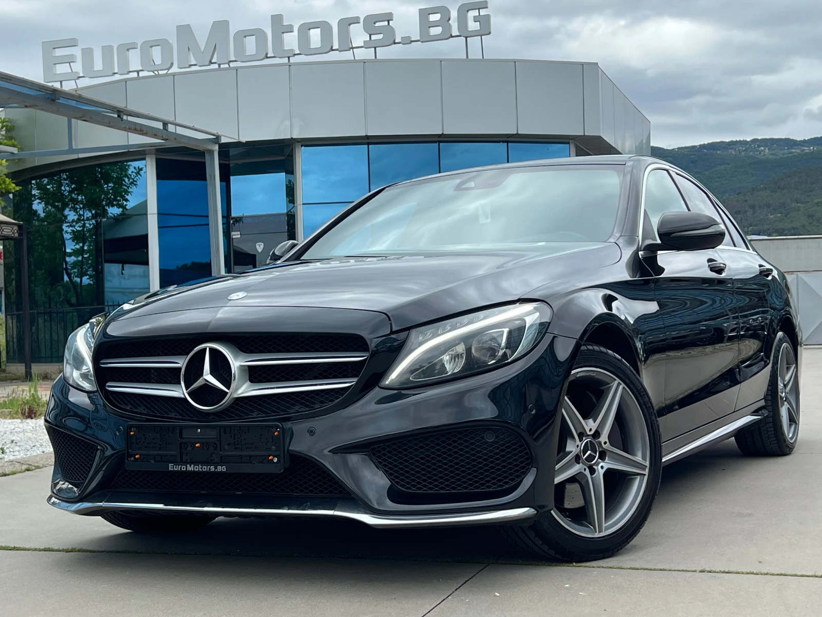 Mercedes-Benz C 250 d, 4-MATIC, AMG LINE, PANORAMA, СЕРВИЗНА ИСТОРИЯ-Н