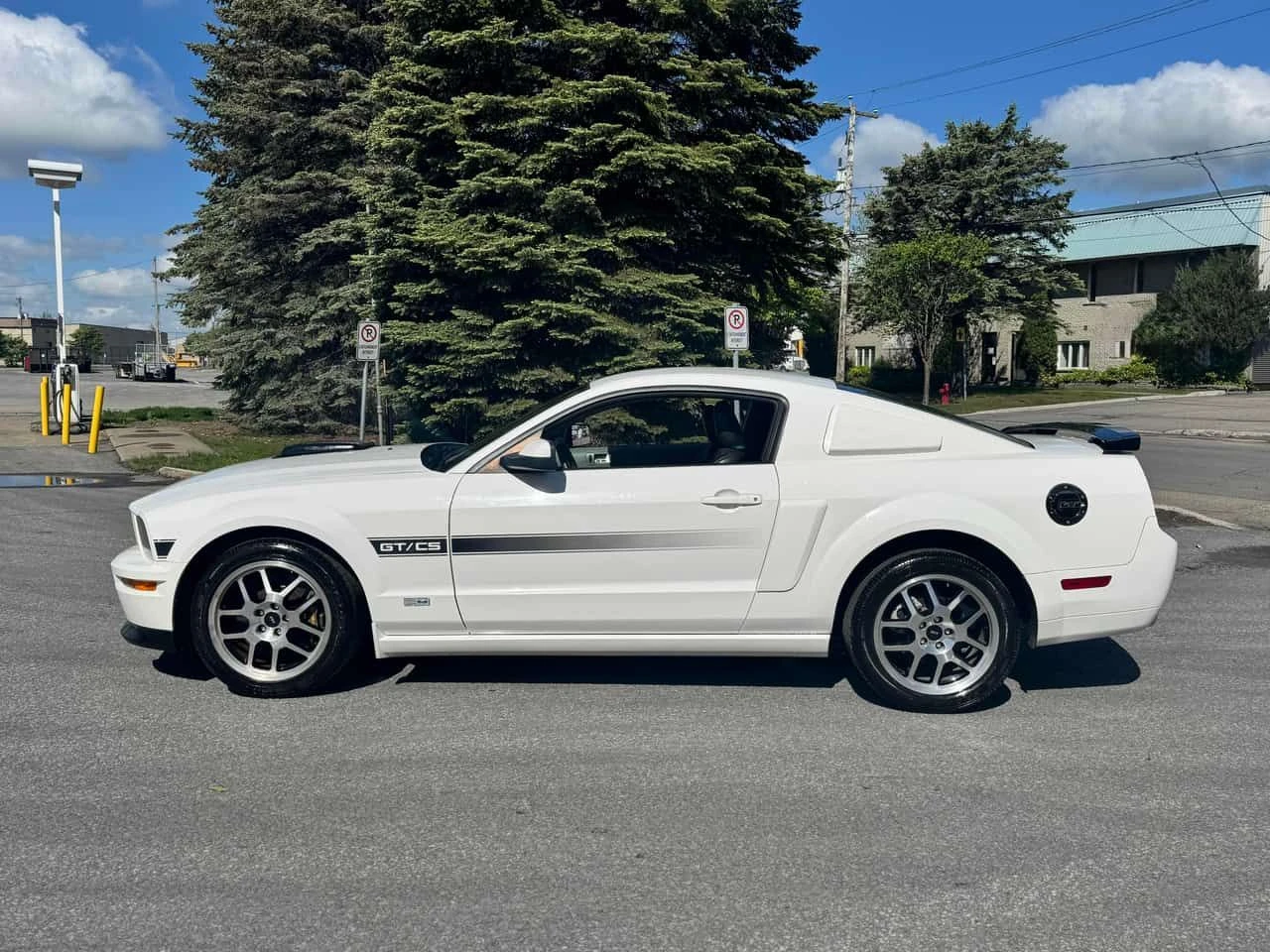 Ford Mustang * GT * АВТОКРЕДИТ БЕЗ ПЪРВОНАЧАЛНА ВНОСКА* , снимка 2 - Автомобили и джипове - 54735235