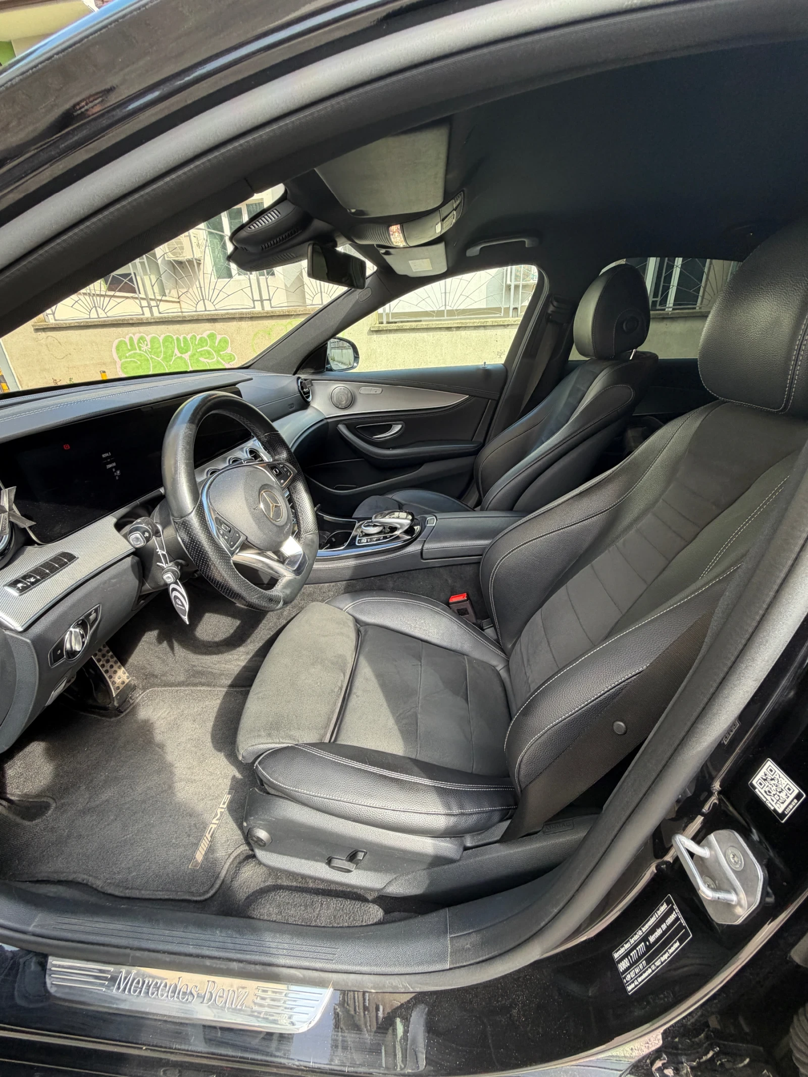 Mercedes-Benz E 220, снимка 7 - Автомобили и джипове - 54801766