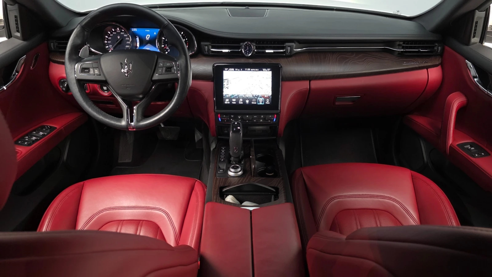 Maserati Quattroporte, снимка 7 - Автомобили и джипове - 54957857