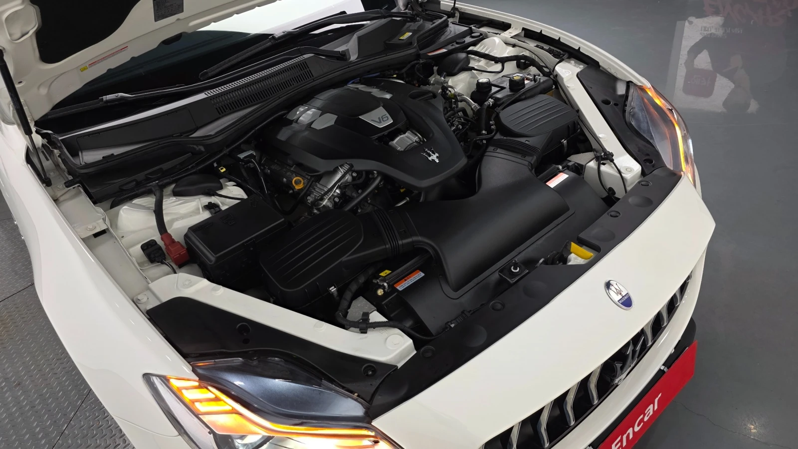 Maserati Quattroporte, снимка 6 - Автомобили и джипове - 54957857