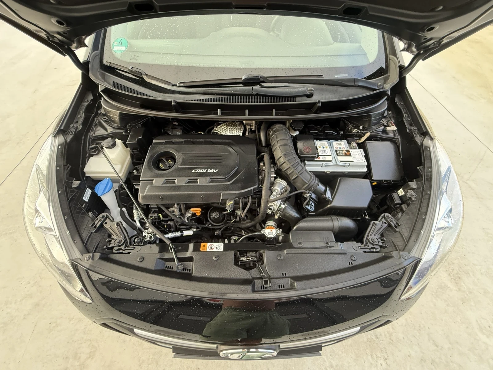 Hyundai I30 1.6CRDI EURO 6, NAVI, KAMERA, снимка 13 - Автомобили и джипове - 55179310
