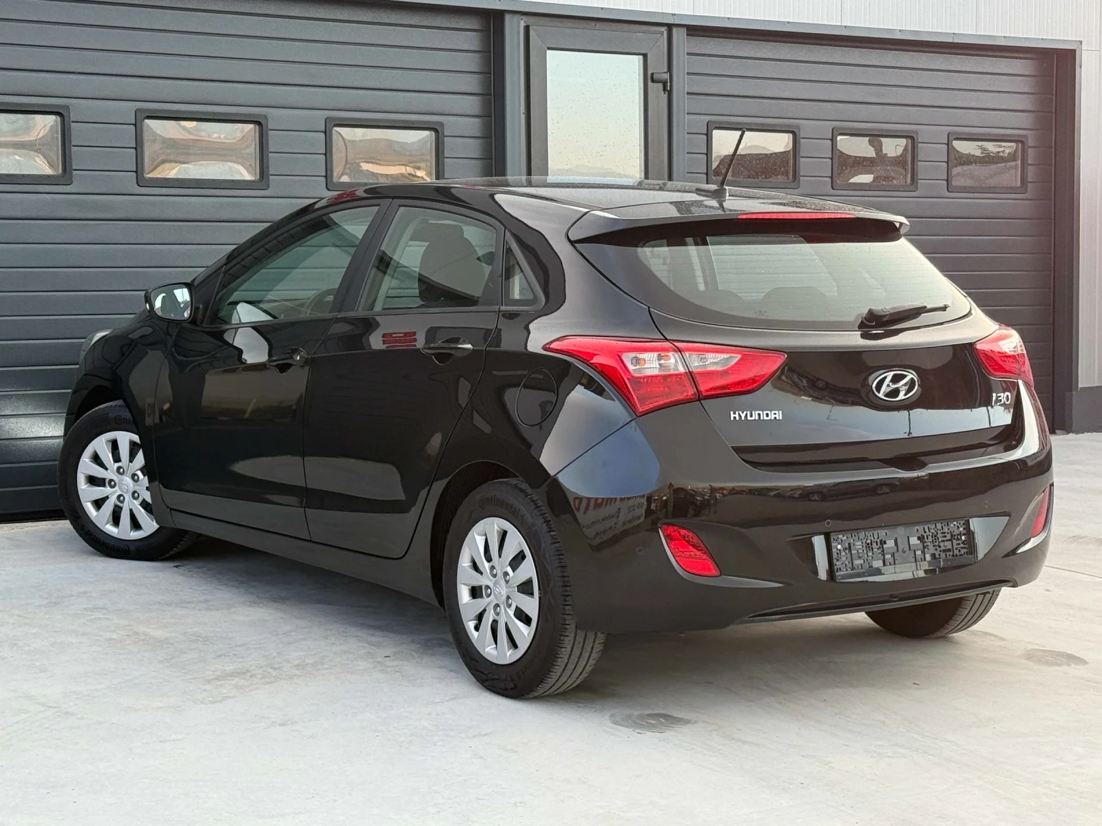 Hyundai I30 1.6CRDI EURO 6, NAVI, KAMERA, снимка 4 - Автомобили и джипове - 55179310