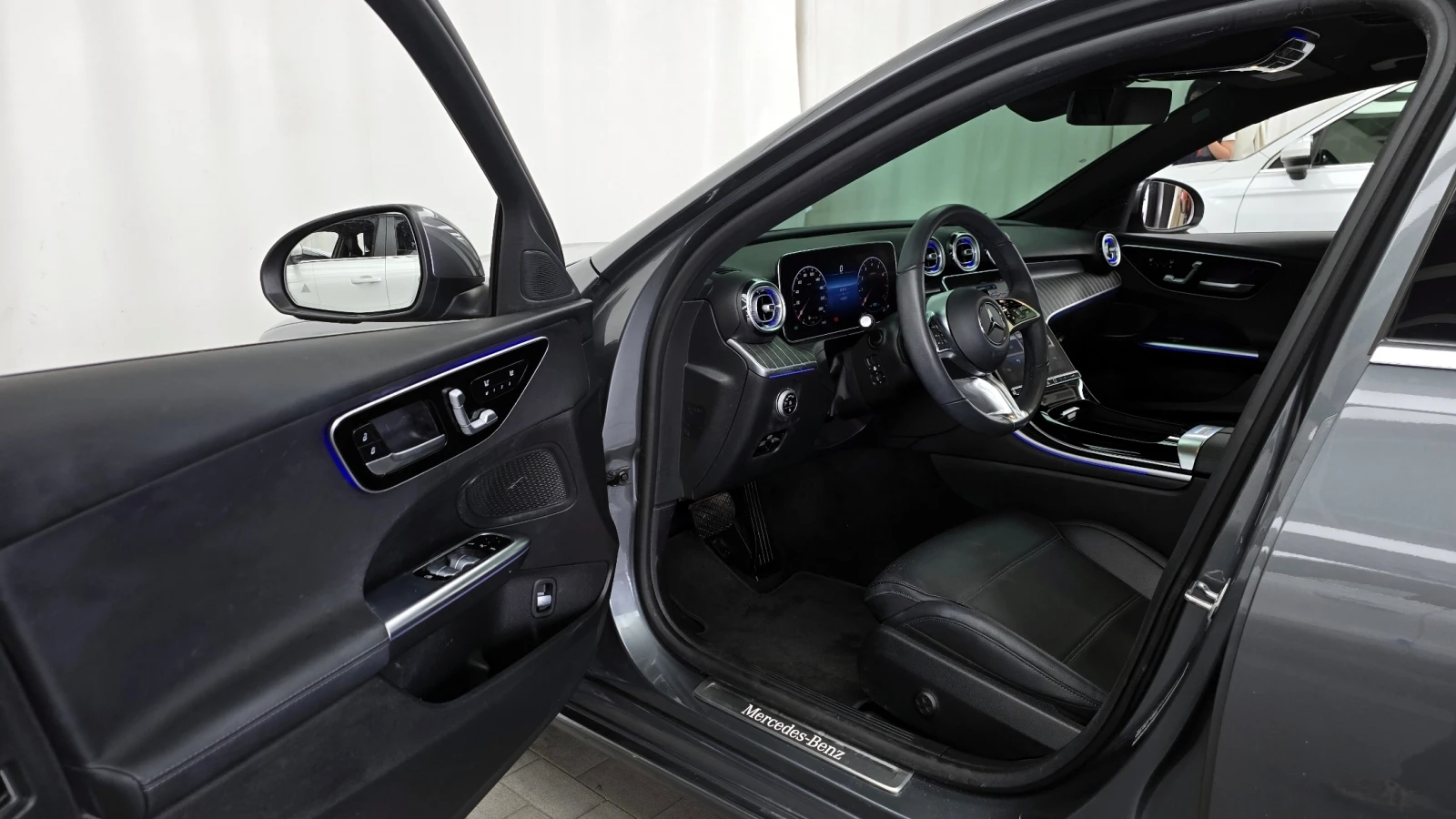 Mercedes-Benz C 200 2.0 W206 4MATIC, снимка 8 - Автомобили и джипове - 55206305