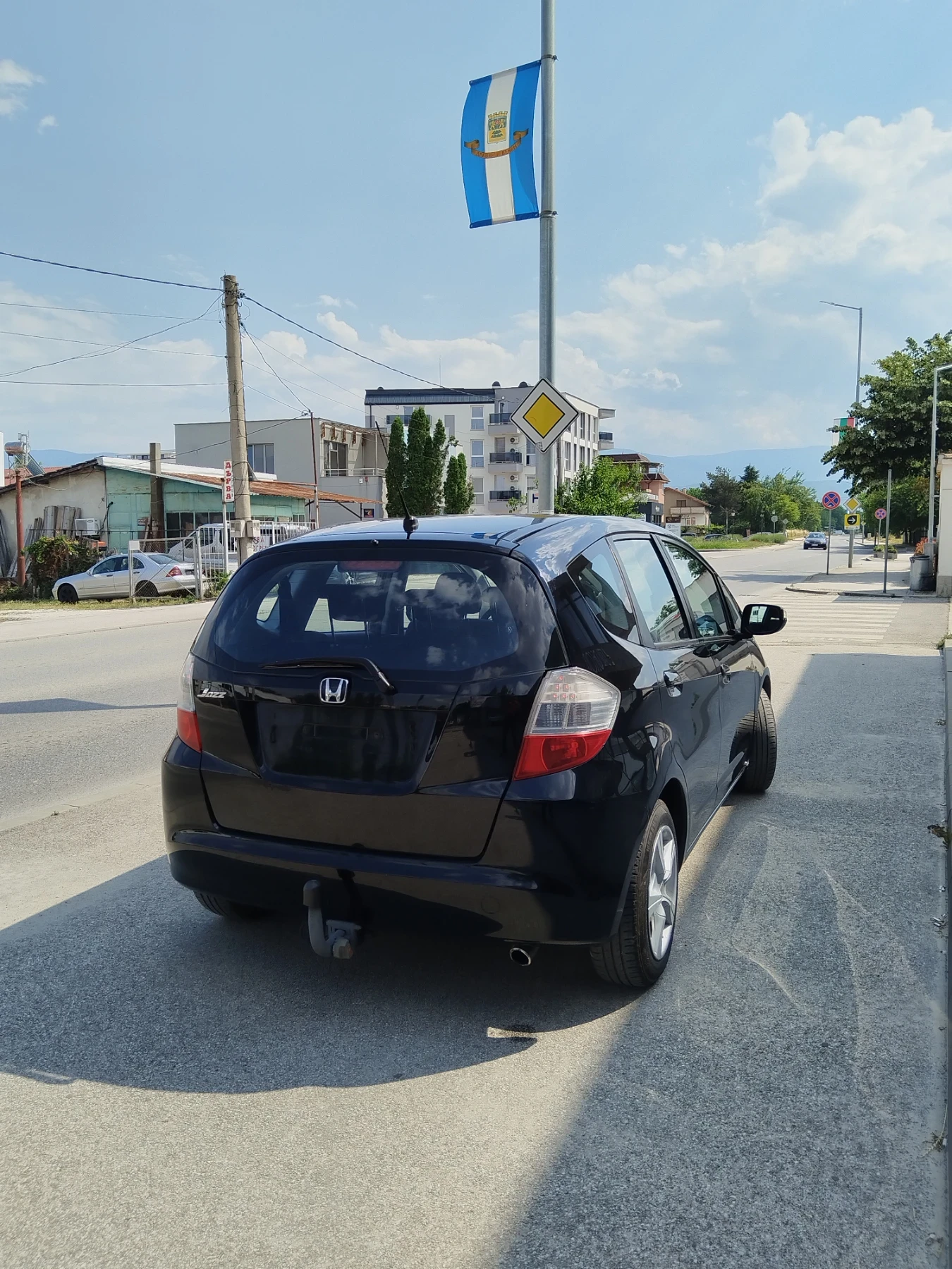 Honda Jazz 1.4i, снимка 6 - Автомобили и джипове - 55420062