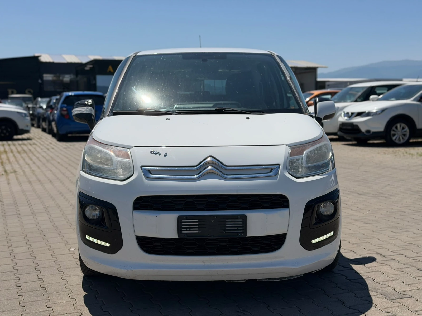 Citroen C3 Picasso / 1.4I / GAS / EURO 5 /, снимка 8 - Автомобили и джипове - 55485922