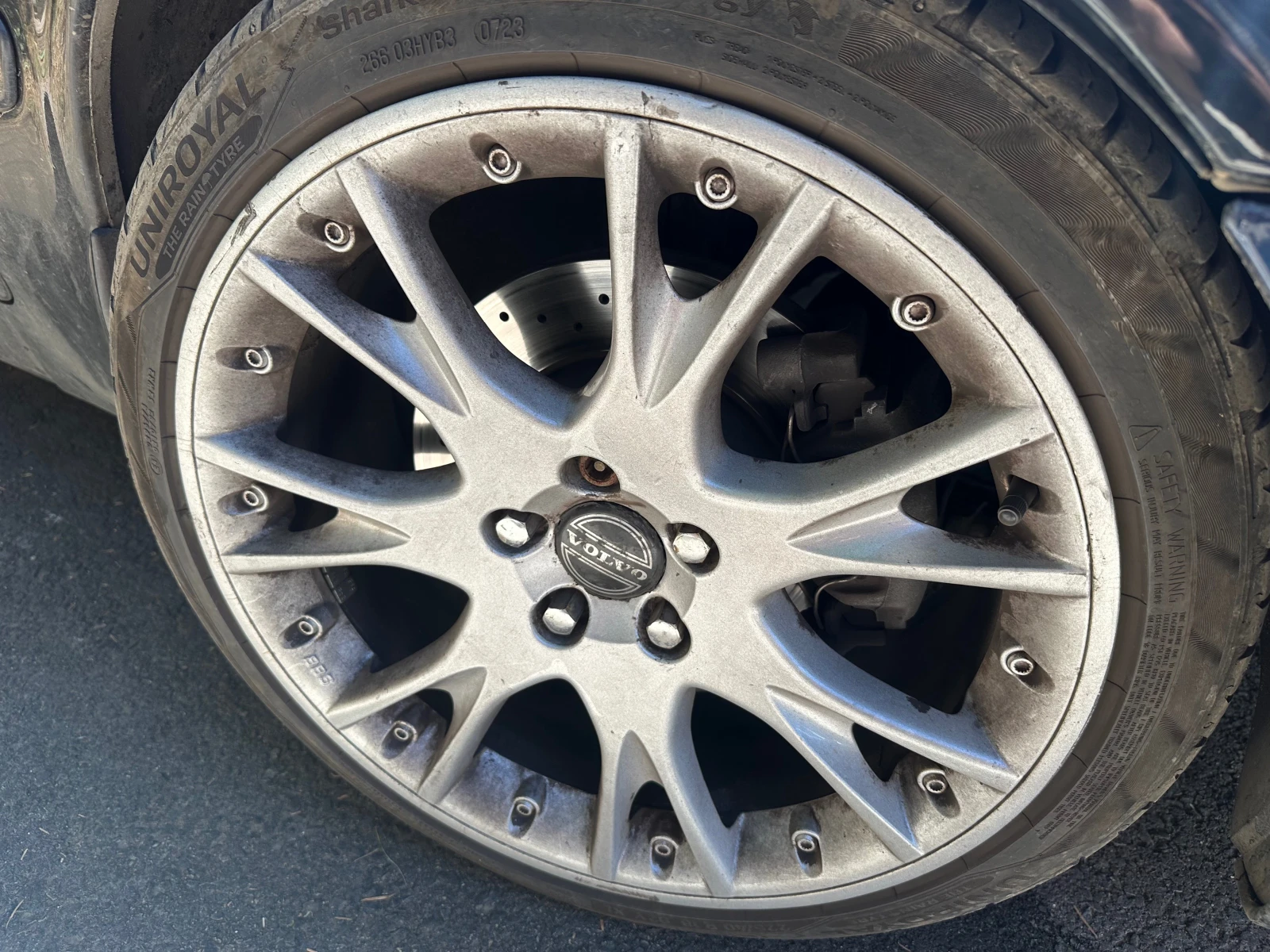 Volvo C70 T5, снимка 2 - Автомобили и джипове - 55510789