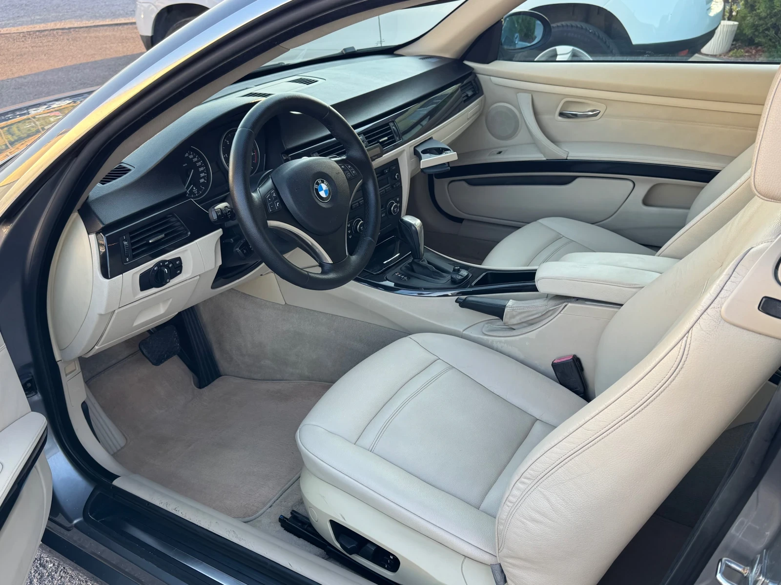 BMW 330 Xd FUTURA, снимка 9 - Автомобили и джипове - 55630532