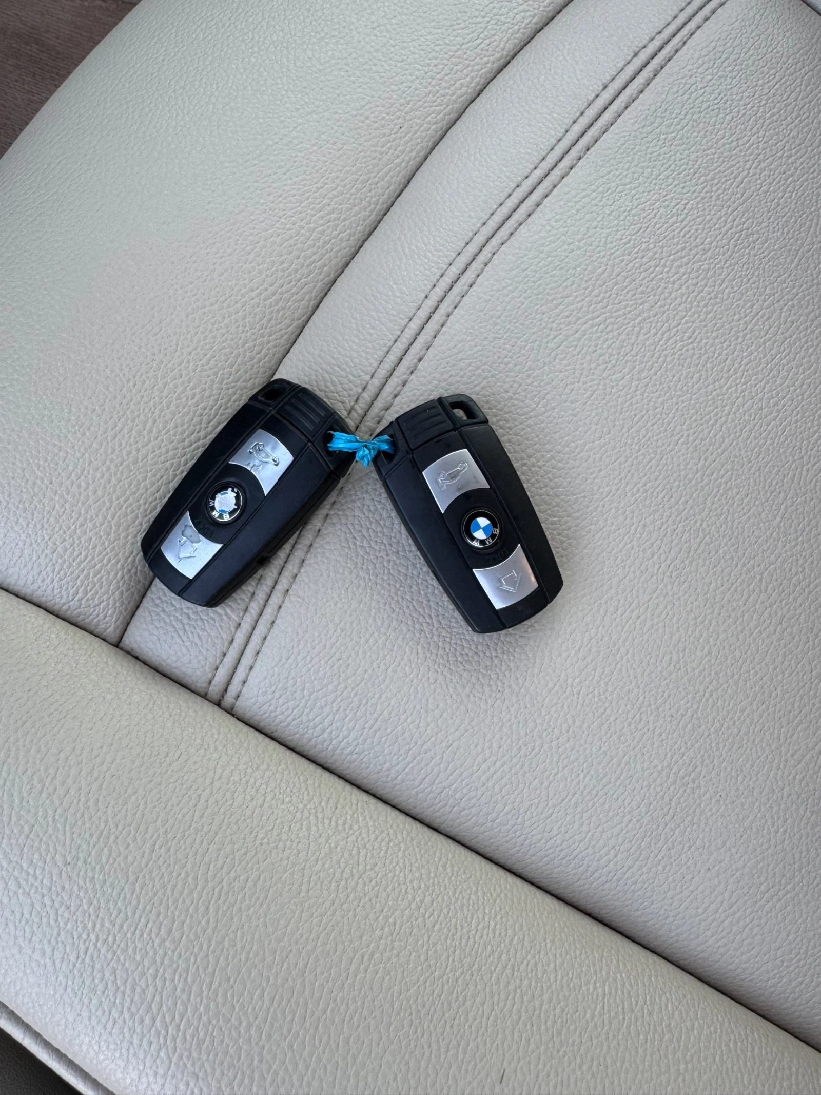 BMW 330 Xd FUTURA, снимка 12 - Автомобили и джипове - 55630532