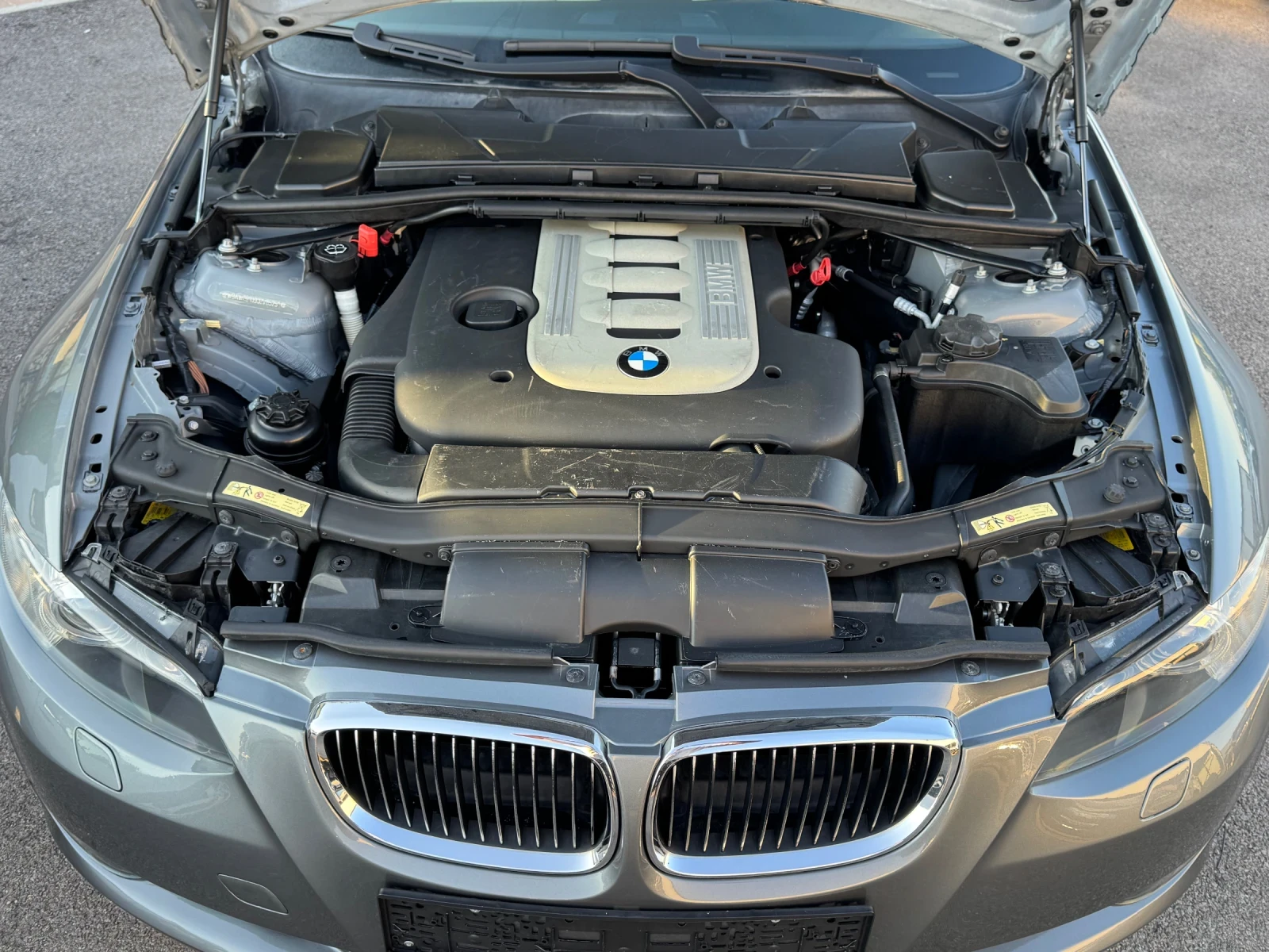 BMW 330 Xd FUTURA, снимка 7 - Автомобили и джипове - 55630532