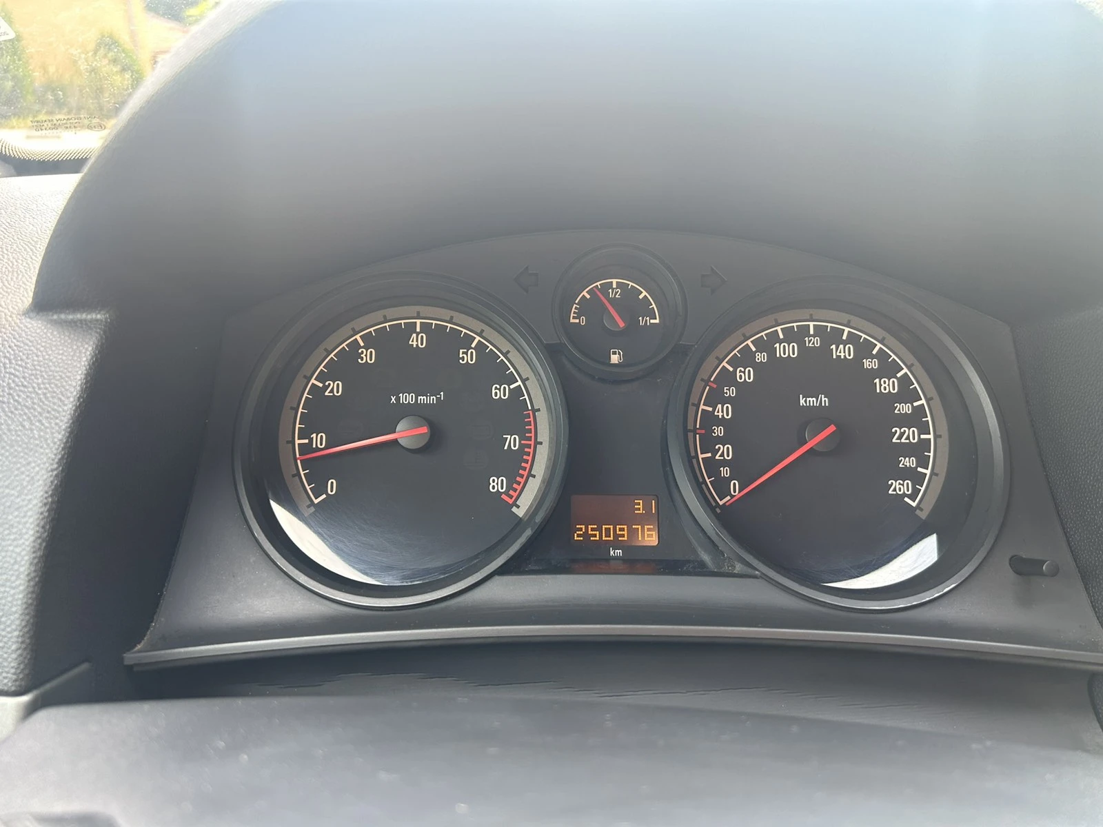 Opel Astra 1.4, снимка 5 - Автомобили и джипове - 56131701