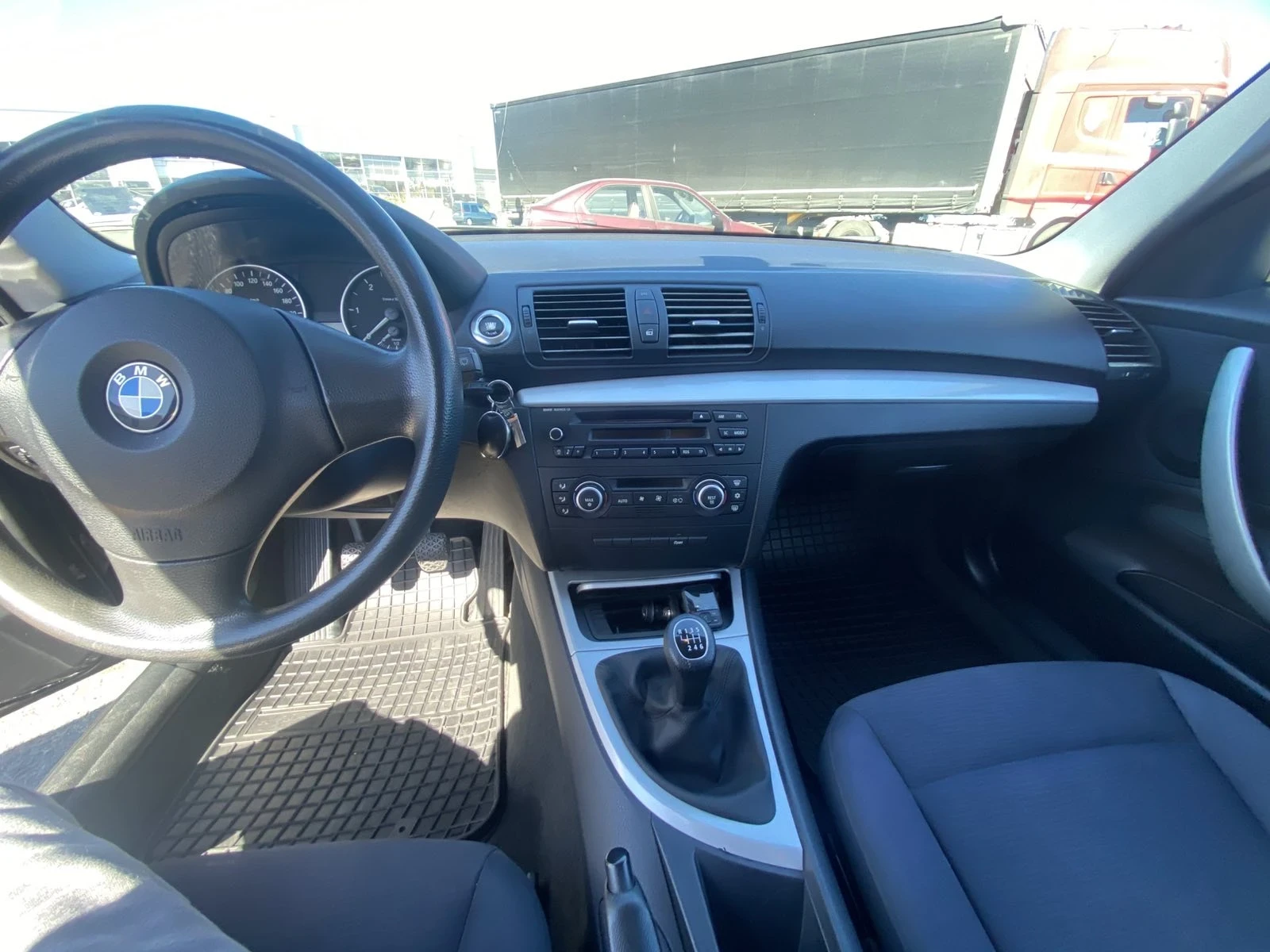 BMW 118 118d, снимка 7 - Автомобили и джипове - 56133538
