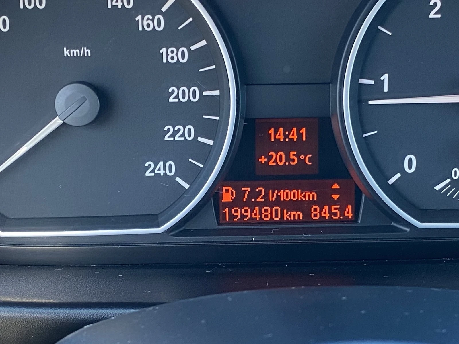 BMW 118 118d, снимка 13 - Автомобили и джипове - 56133538
