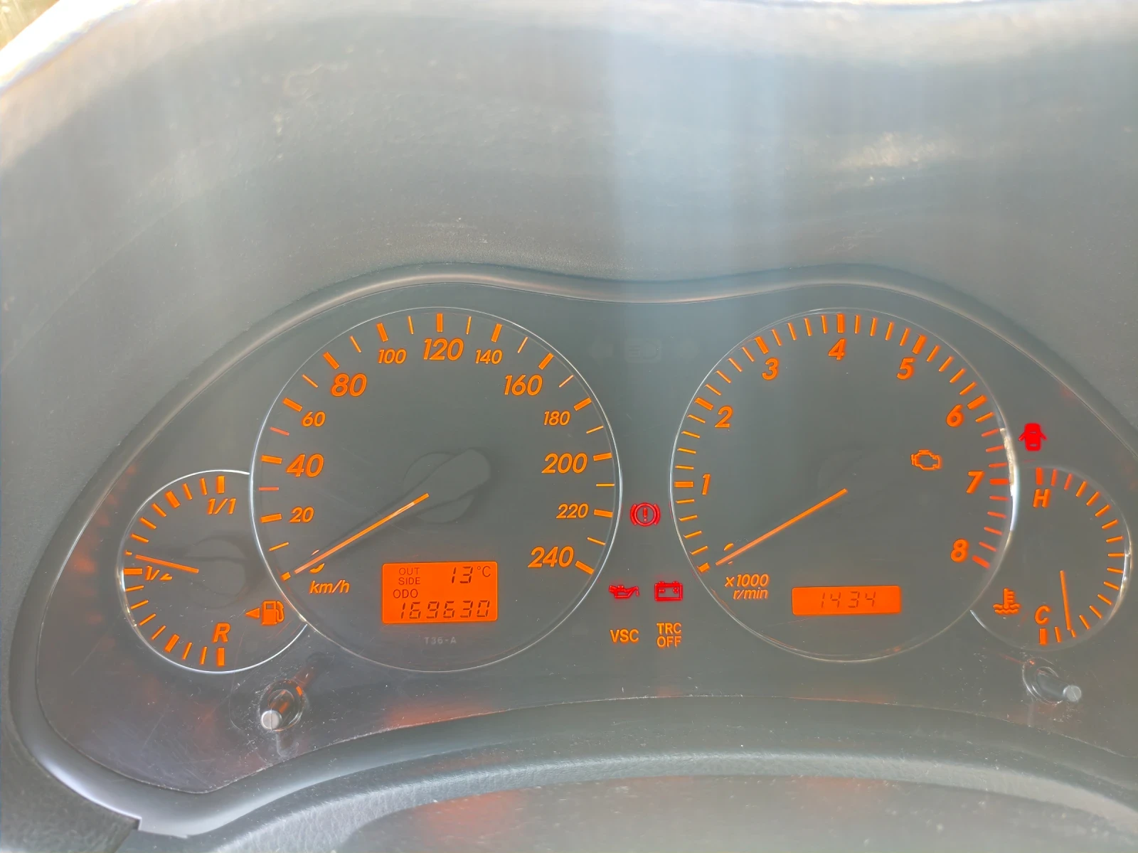 Toyota Avensis, снимка 10 - Автомобили и джипове - 56338460