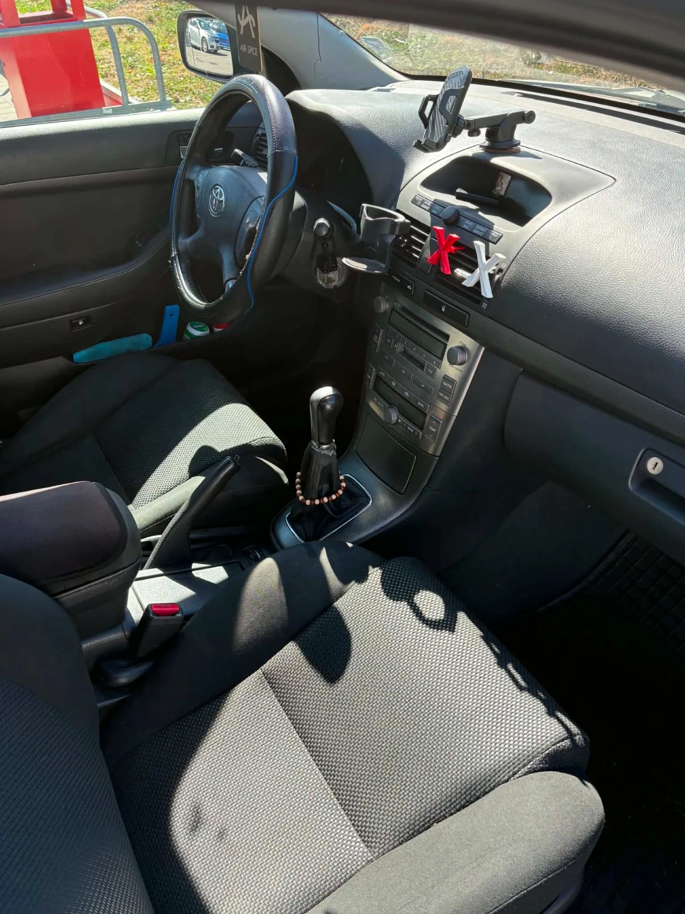 Toyota Avensis, снимка 6 - Автомобили и джипове - 56338460