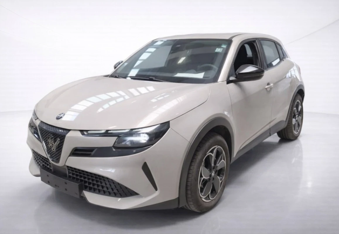 Alfa Romeo Junior Elettrica 54kWh | Mobile.bg � ����������� 2