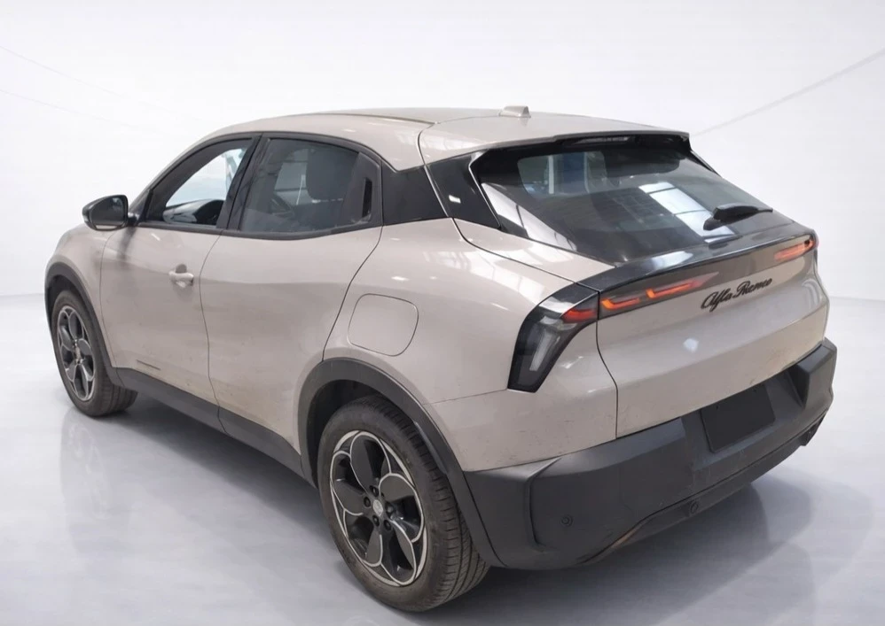Alfa Romeo Junior Elettrica 54kWh | Mobile.bg � ����������� 3