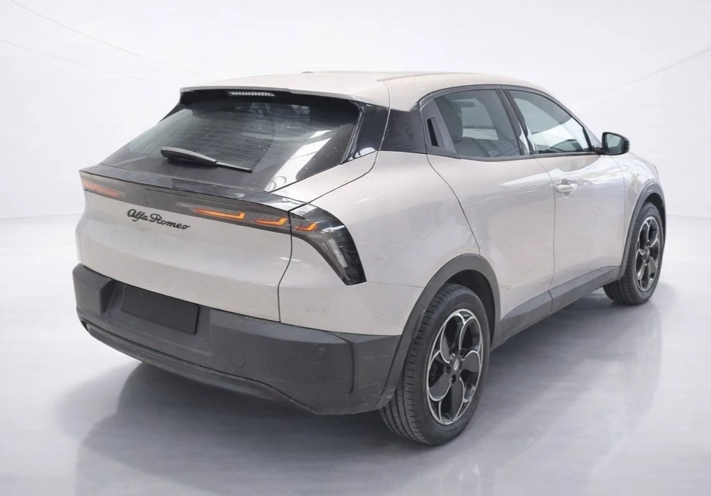 Alfa Romeo Junior Elettrica 54kWh | Mobile.bg � ����������� 4