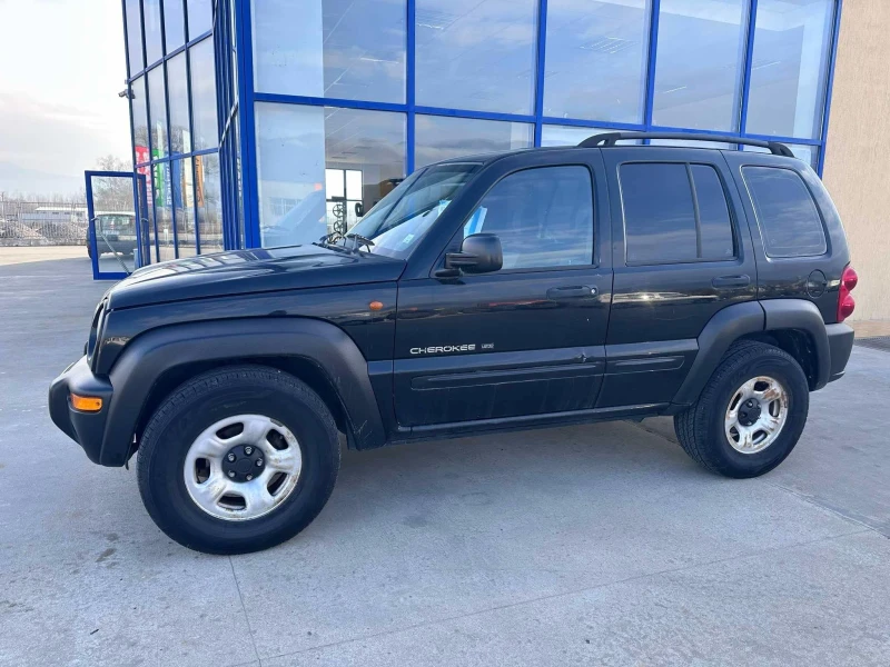 Jeep Cherokee, снимка 8 - Автомобили и джипове - 49309623