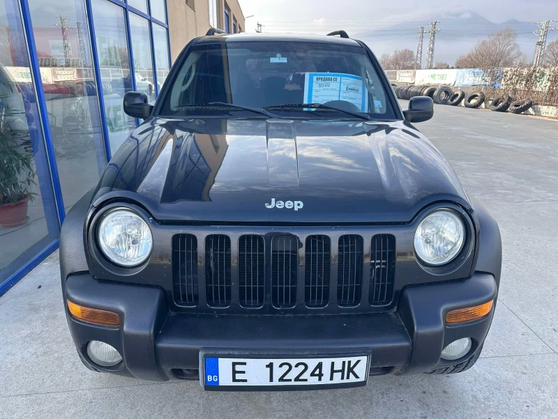 Jeep Cherokee, снимка 1 - Автомобили и джипове - 49309623