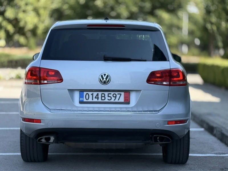 VW Touareg * * * ЛИЗНГ* * * Реални км Сервизна, снимка 6 - Автомобили и джипове - 52196037