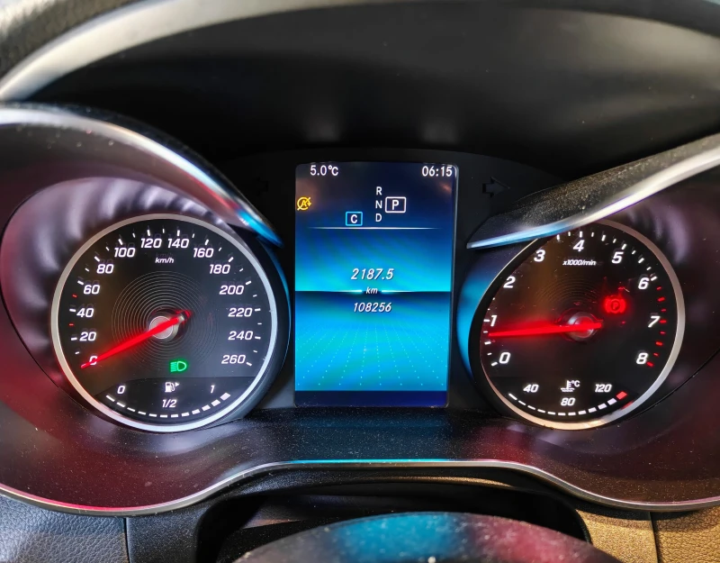 Mercedes-Benz GLC 300 4matic, снимка 9 - Автомобили и джипове - 52932588