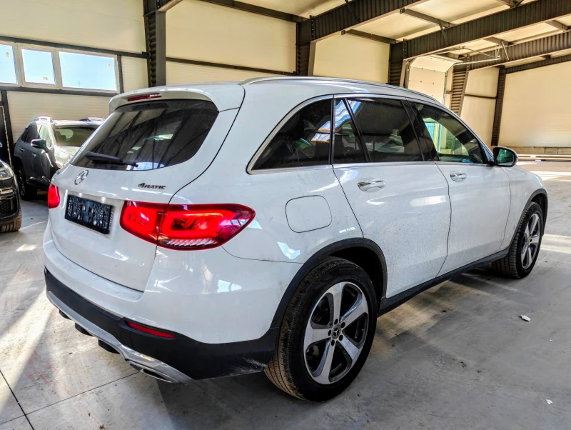 Mercedes-Benz GLC 300 4matic, снимка 4 - Автомобили и джипове - 52932588