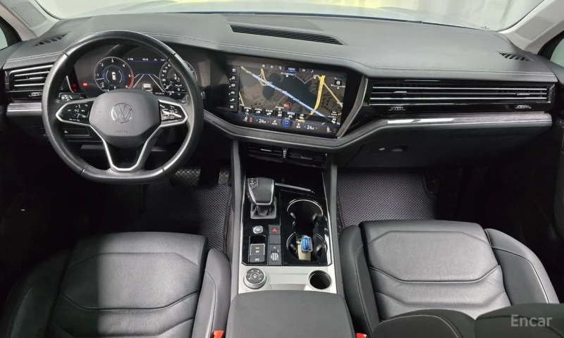 VW Touareg, снимка 7 - Автомобили и джипове - 53262041