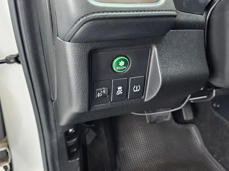 Honda Hr-v 1.8, снимка 17 - Автомобили и джипове - 55740143